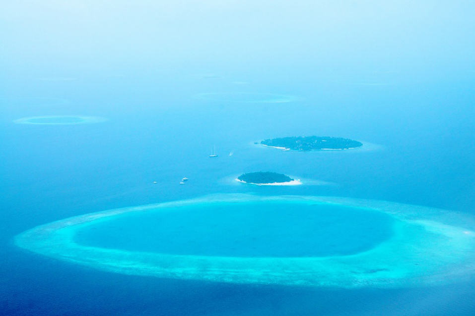Atollo: che cos’è? I meravigliosi colori degli atolli delle Maldive